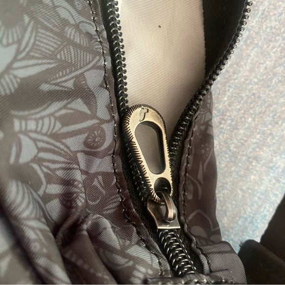 Sakroots Packable Duffle lightweight bag - Picture 7 of 8